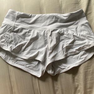 Lululemon hotty hot low rise shorts